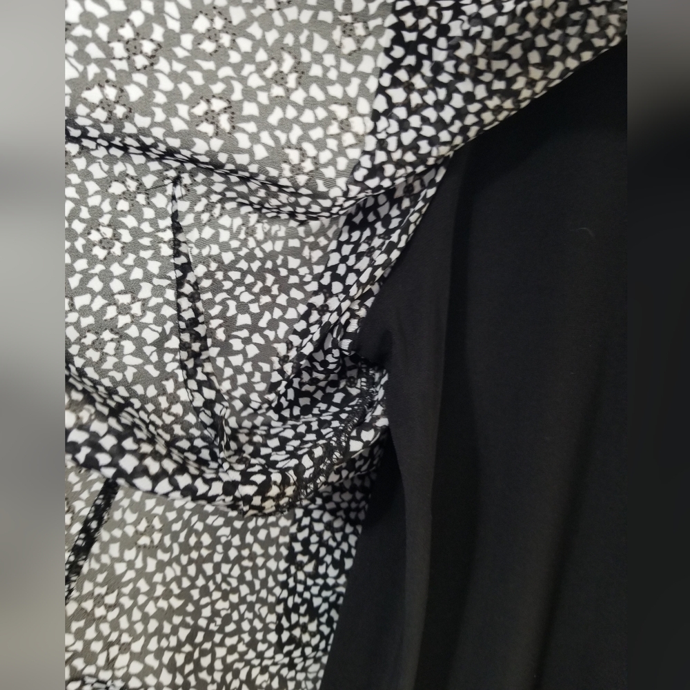 Hamilton Black & White Abstract Layered Tunic Top XL - Picture 5 of 8